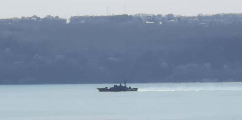 Напрежение. Военен кораб тръгна от Варна по сигнал!